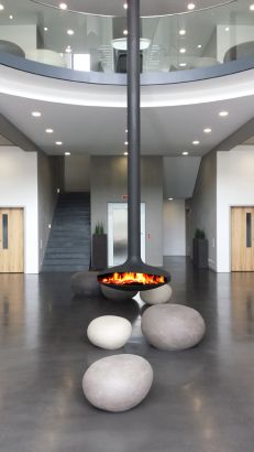 central designer fireplace Gyrofocus